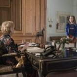 Jean Smart y Hannah Einbinder en 1x02 'Primm' de 'Hacks'