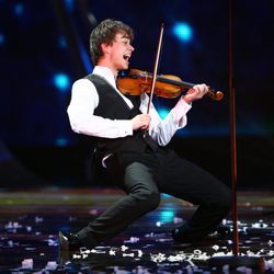 Alexander Rybak interpreta "Fairytale" en Eurovisión 2009