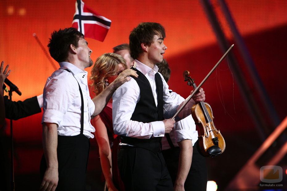 Alexander Rybak le da la victoria a Noruega en Eurovisión 2009