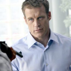 Mark Valley interpreta a Christopher Chance en la serie 'Human Target'