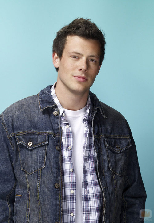 Cory Monteith en una foto promocional de 'Glee'