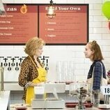 Jean Smart y Hannah Einbinder en la temporada 1 y el capítulo 03 de 'Hacks'