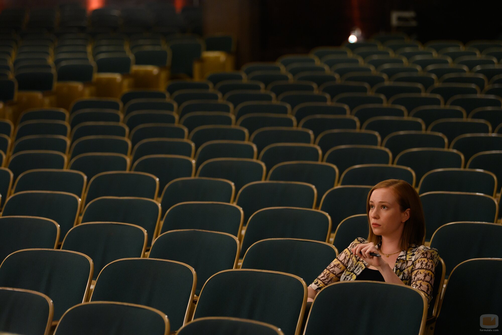 Hannah Einbinder en 1x09 'La entrevista' de 'Hacks'