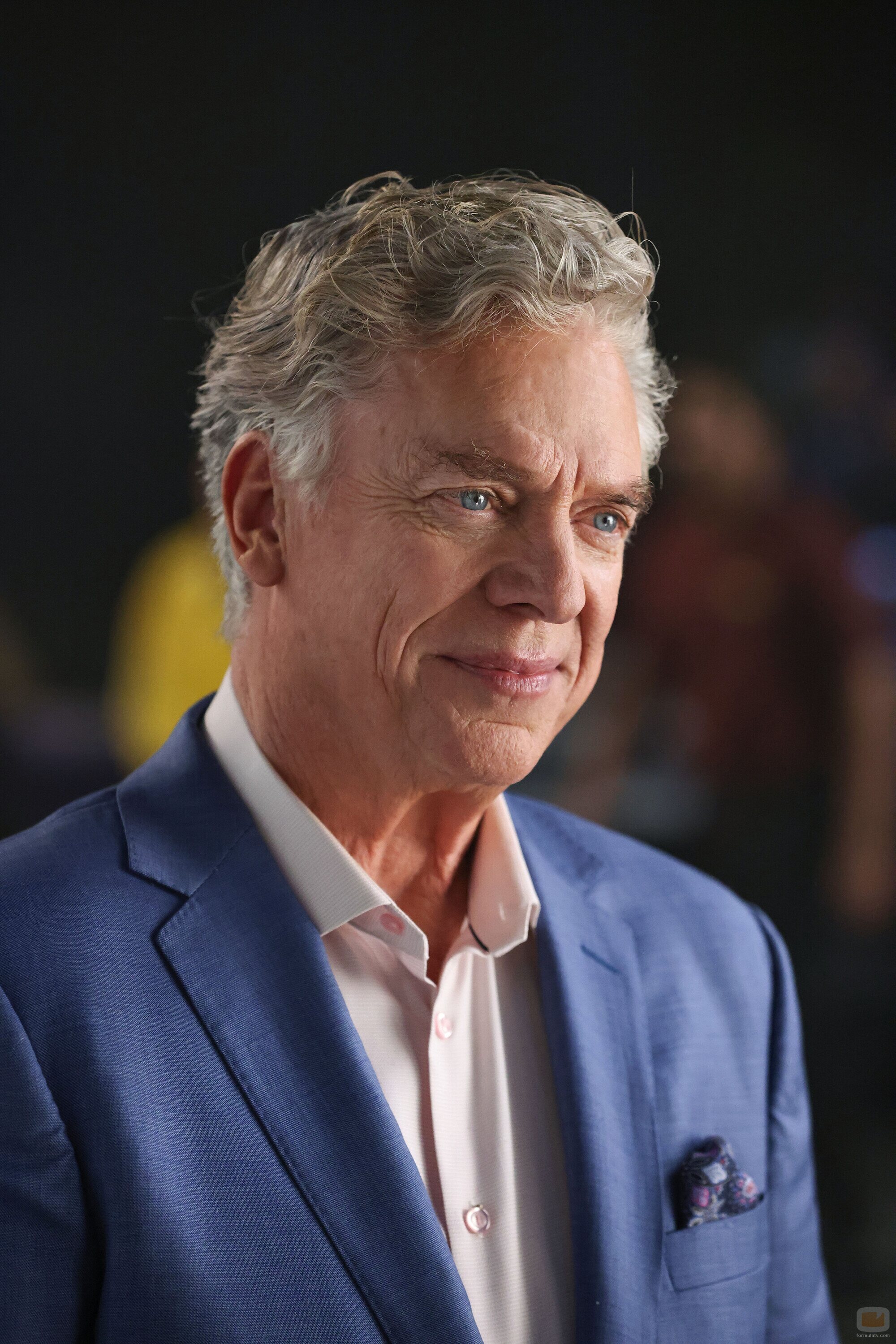 Christopher McDonald en 2x01 titulado 'Correrá la sangre' de 'Hacks'