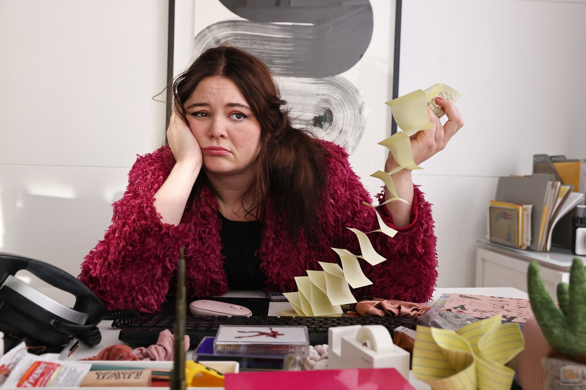 Megan Stalter en Capítulo 1 titulado 'Correrá la sangre' de 'Hacks'