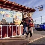 Still de Jean Smart y Hannah Einbinder en el 2x02 de 'Hacks'