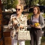 Jean Smart y Hannah Einbinder en el 2x03 de 'Hacks'