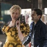 Mark Indelicato y Jean Smart en 'Sólo por las risas' de 'Hacks'