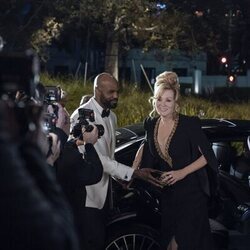 Jean Smart y Carl Clemons-Hopkins en Capítulo 1 titulado 'Sólo por las risas' de 'Hacks'