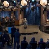 Jean Smart en 3x02 titulado 'Más vale tarde' de 'Hacks'