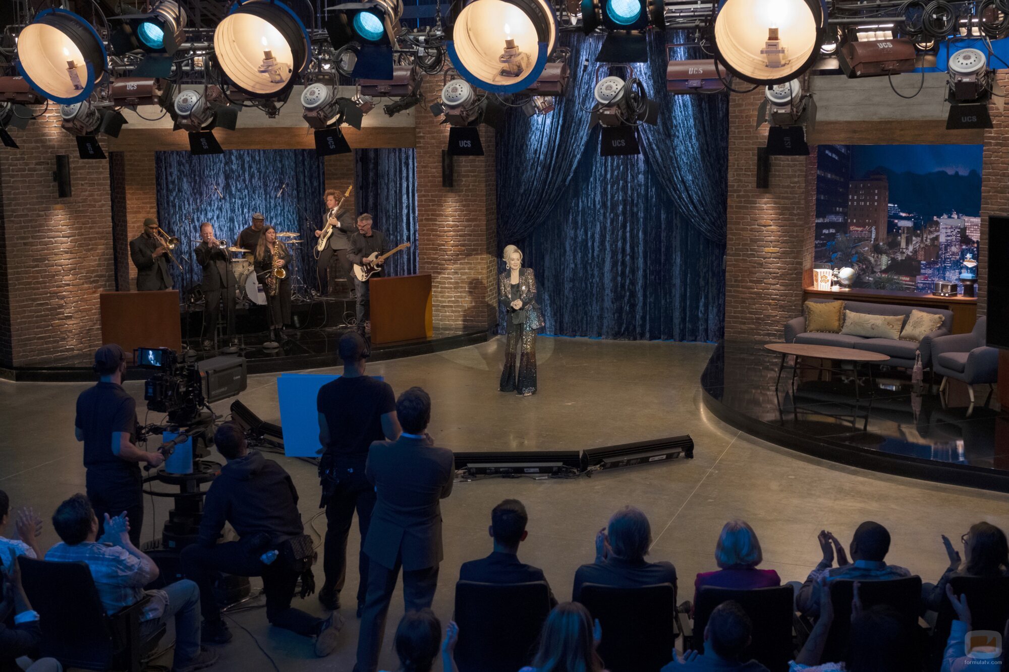 Jean Smart en 3x02 titulado 'Más vale tarde' de 'Hacks'