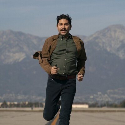 Mark Indelicato en la temporada 3 y el capítulo 04 de 'Hacks'