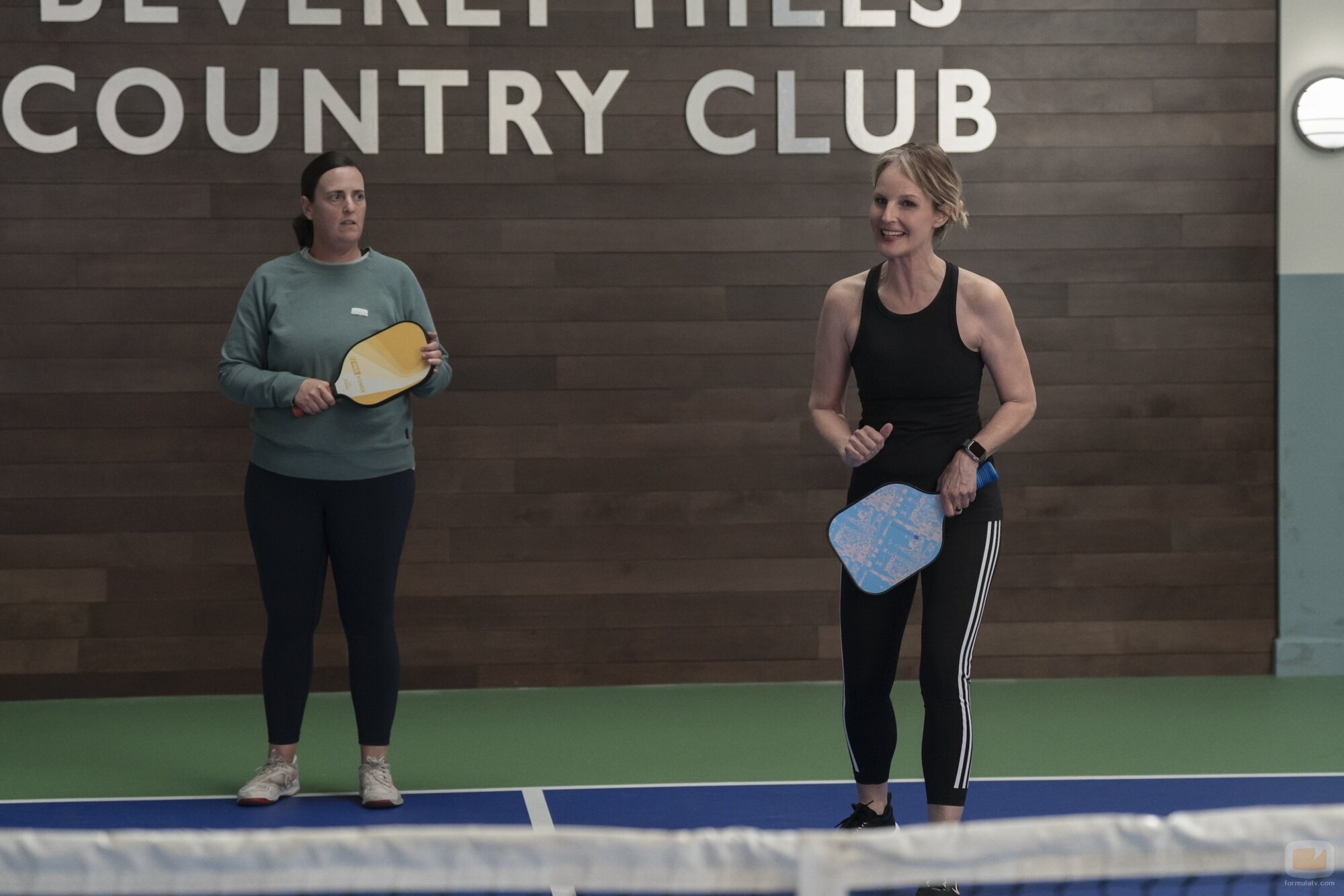 Helen Hunt en 3x04 'Únete al club' de 'Hacks'