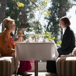 Jean Smart y Hannah Einbinder en 3x06 titulado 'Juego de poder' de 'Hacks'