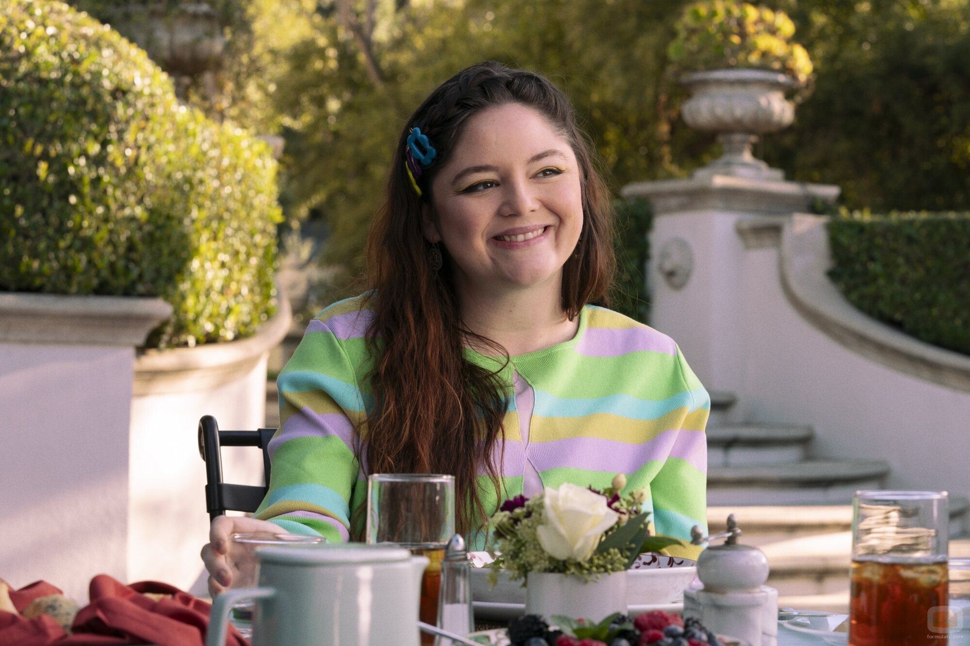 Megan Stalter en 3x07 titulado 'El espectacular especial de Navidad de Deborah Vance' de 'Hacks'