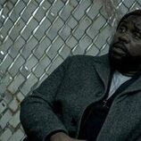 Brian Tyree Henry en 1x01 titulado 'Jolly Ranchers' de 'Ladrones de drogas'