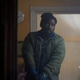 Brian Tyree Henry en 1x01 'Jolly Ranchers' de 'Ladrones de drogas'
