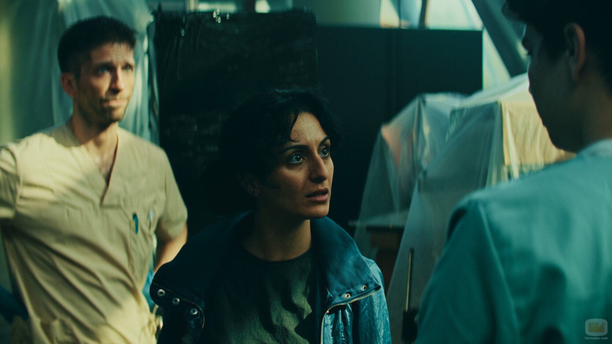 Slavko Popadic y Safak Sengül en 1x04 titulado 'Tratamiento' de 'Krank: Berlín al límite'