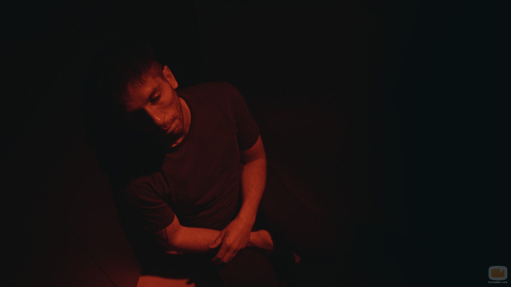 Slavko Popadic en Capítulo 4 titulado 'Tratamiento' de 'Krank: Berlín al límite'