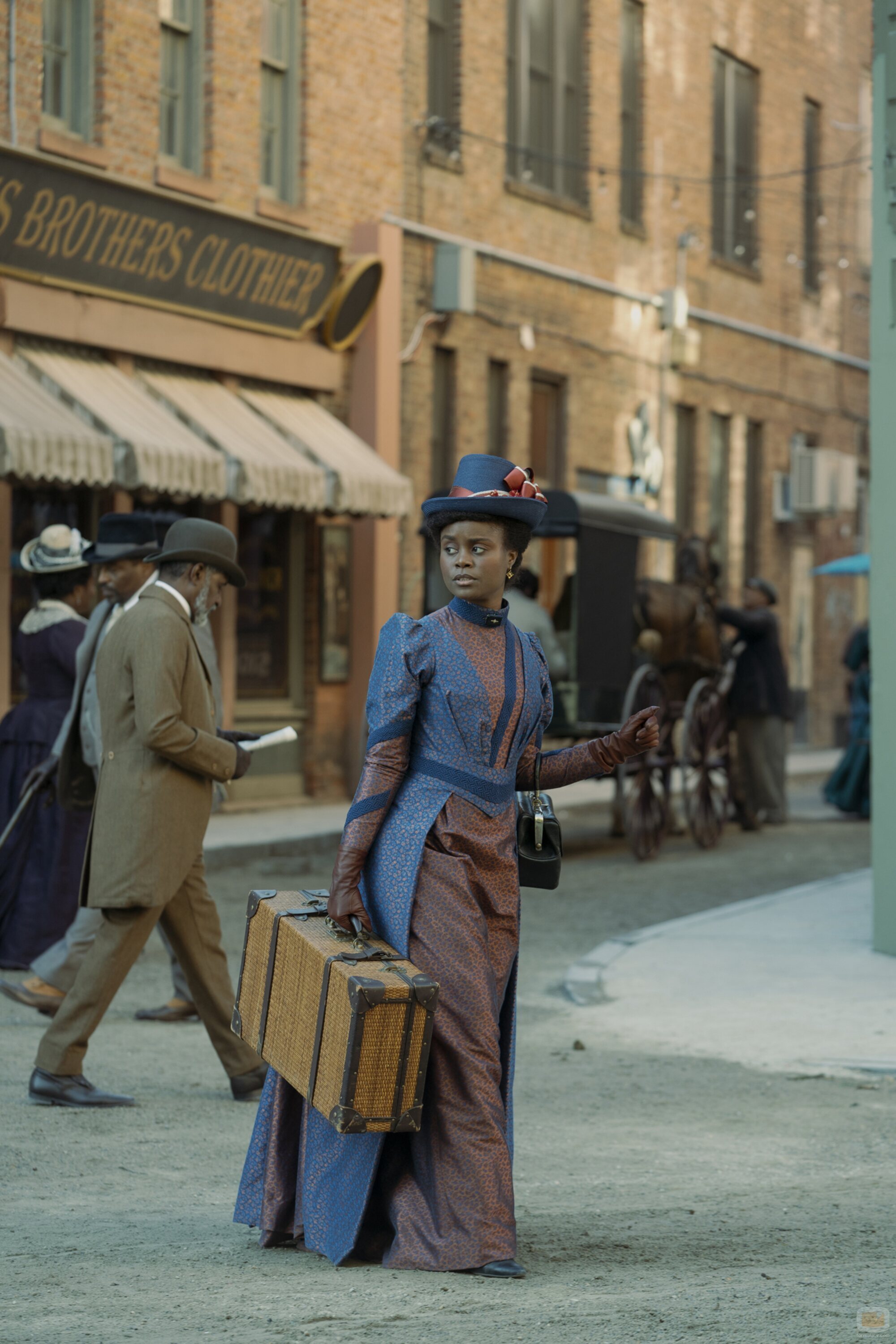 Denée Benton en 2x02 titulado '¿Qué clase de broma es esta?' de 'La edad dorada'
