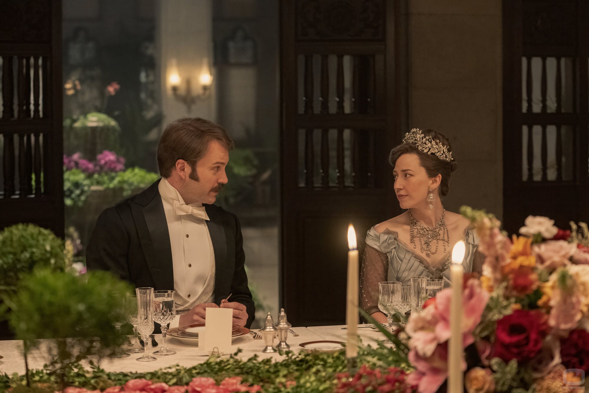 Carrie Coon en 2x04 titulado 'Su excelencia el duque' de 'La edad dorada'