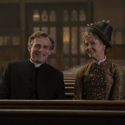 Robert Sean Leonard y Cynthia Nixon en 'Su excelencia el duque' de 'The Gilded Age'