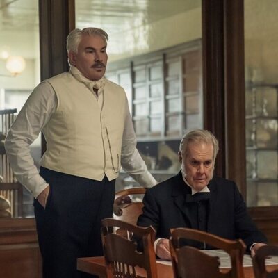 Jack Gilpin y Douglas Sills en la temporada 2 y el capítulo 04 de 'La edad dorada'