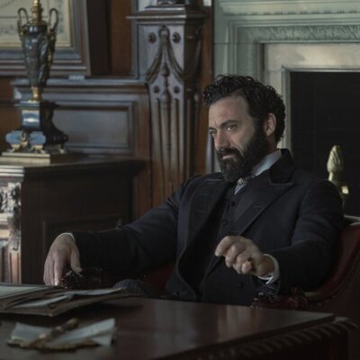Morgan Spector en Capítulo 7 titulado 'Una maravilla más' de 'La edad dorada'