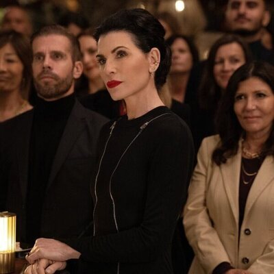 Julianna Margulies en la temporada 3 y el capítulo 01 de 'The Morning Show'