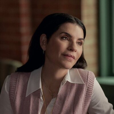 Julianna Margulies en 3x08 'Inacabado' de 'The Morning Show'