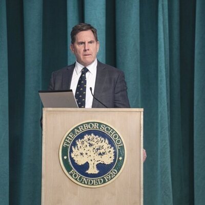 Tim Bagley en la temporada 2 y el capítulo 03 de 'And Just Like That...'