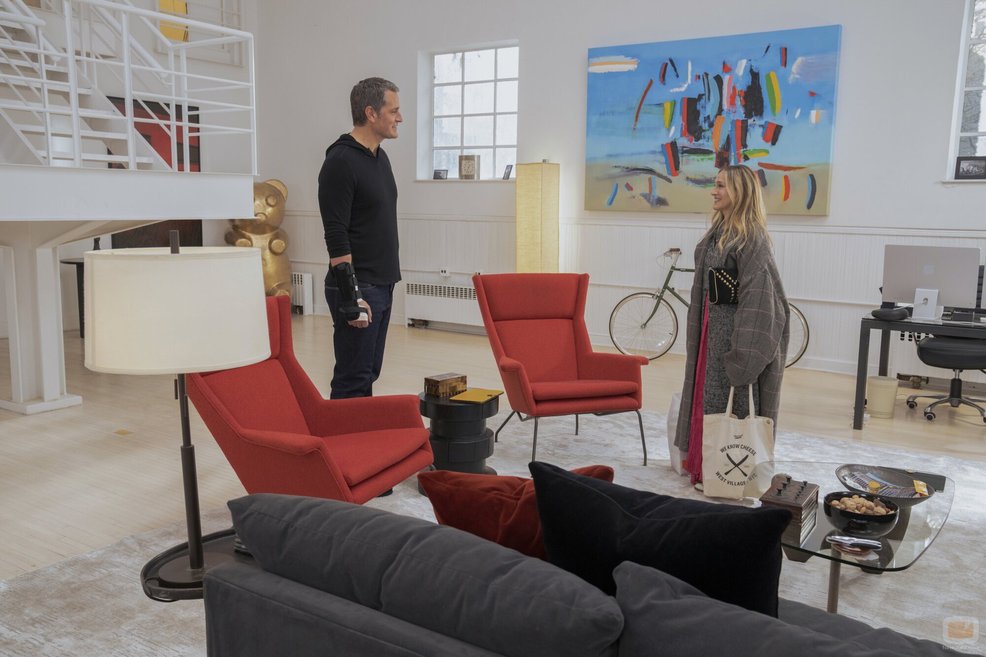 Sarah Jessica Parker y Daniel Cosgrove en 2x05 'Truco o trato' de 'And Just Like That...'