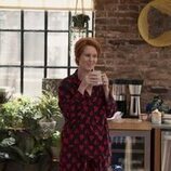Cynthia Nixon en 2x06 titulado 'Ciclogénesis explosiva' de 'And Just Like That...'