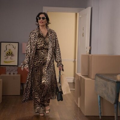 Foto de Sarita Choudhury en 2x10 'La última cena, primera parte: aperitivo' de 'And Just Like That...'