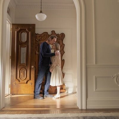John Corbett y Sarah Jessica Parker en 2x11 titulado 'La última cena, segunda parte: principal' de 'And Just Like That...'
