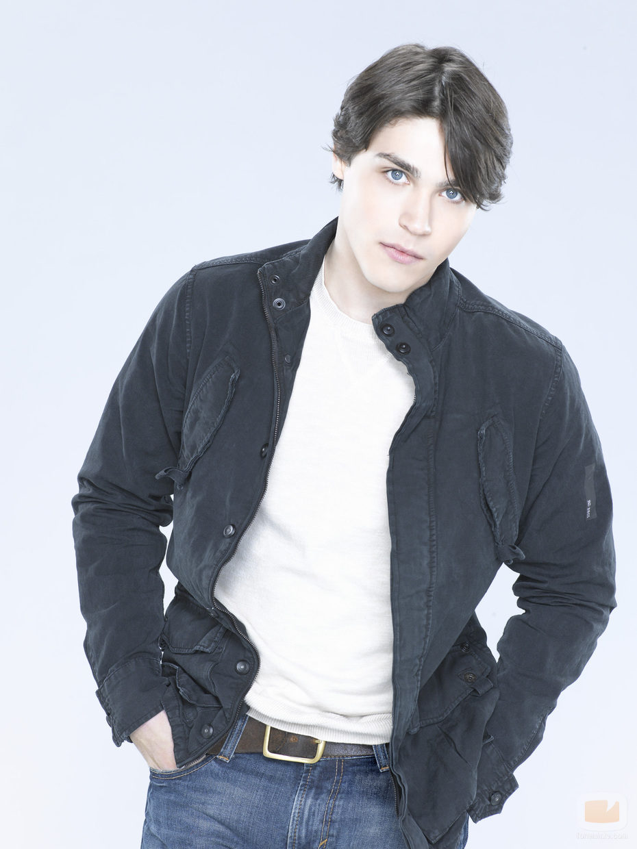 Logan Huffman en una imagen promocional de 'V'