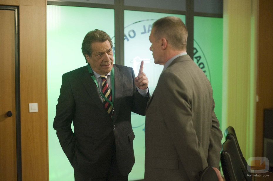 Miguel Ángel Sola y Sancho Gracia en 'Unidad Central Operativa' (UCO)
