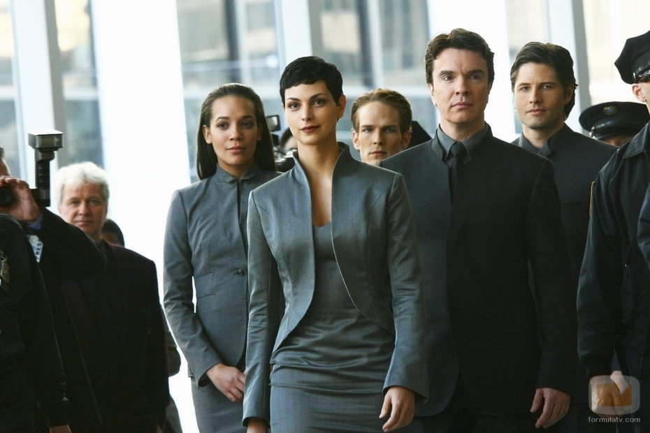 Morena Baccarin es Anna en 'V'