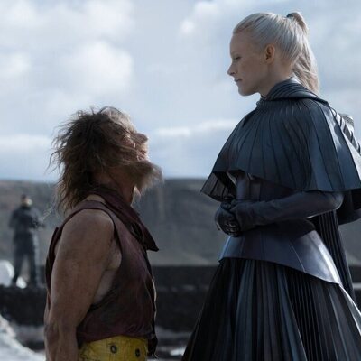 Ben Daniels y Laura Birn en 'Rey y plebeyo' de 'Fundación'