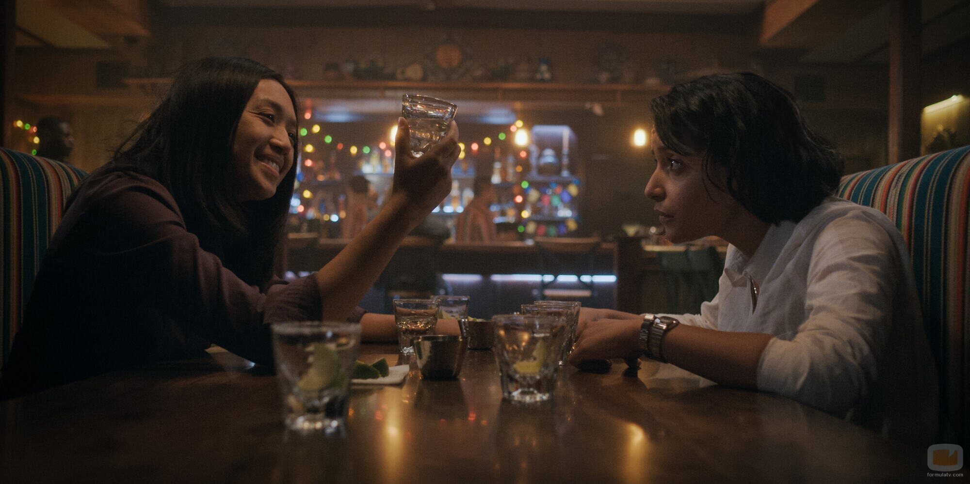 Cynthy Wu y Coral Peña en 4x02 'Buenos días solares marcianos' de 'Para toda la humanidad'