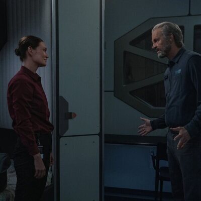 Joel Kinnaman en 4x04 titulado 'Casa dividida' de 'Para toda la humanidad'