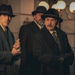 Federico Aguado en Capítulo 1 titulado 'Capítulo 1' de 'La Favorita 1922'