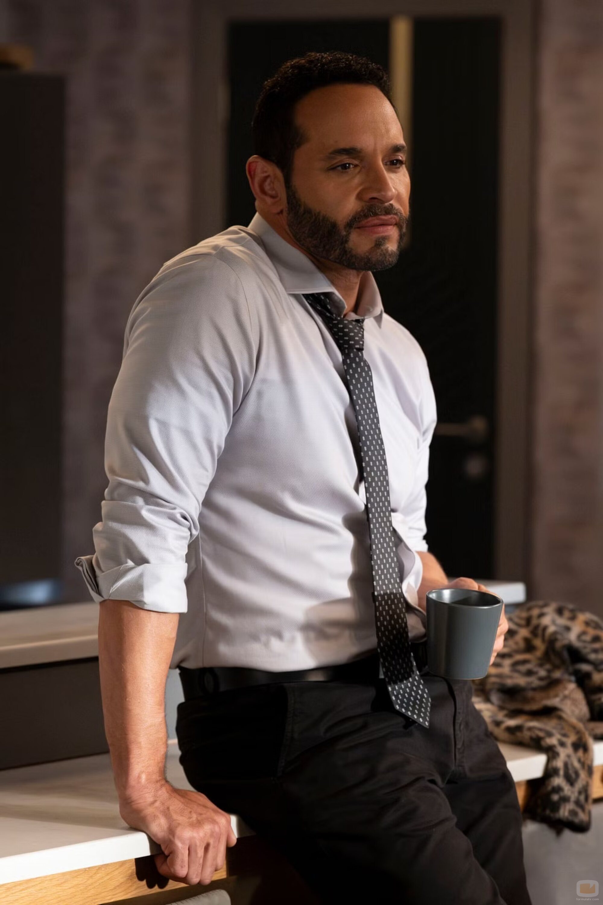 Daniel Sunjata en el 1x08 de 'High Potential'