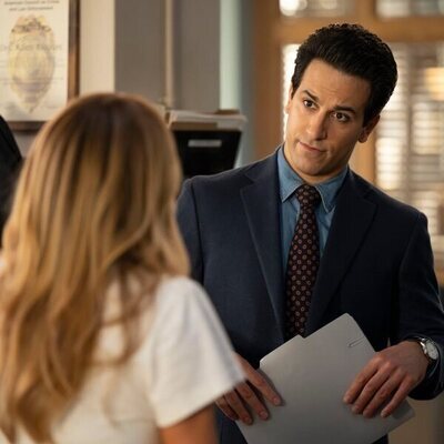 Deniz Akdeniz en 1x08 'Obsesión' de 'High Potential'