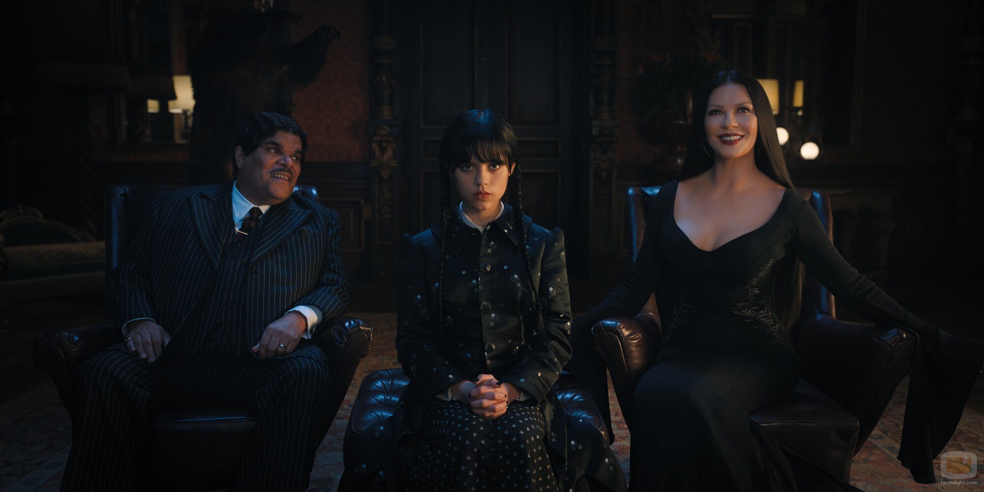 1x01 'Los Miércoles son tristes' de 'Miércoles'