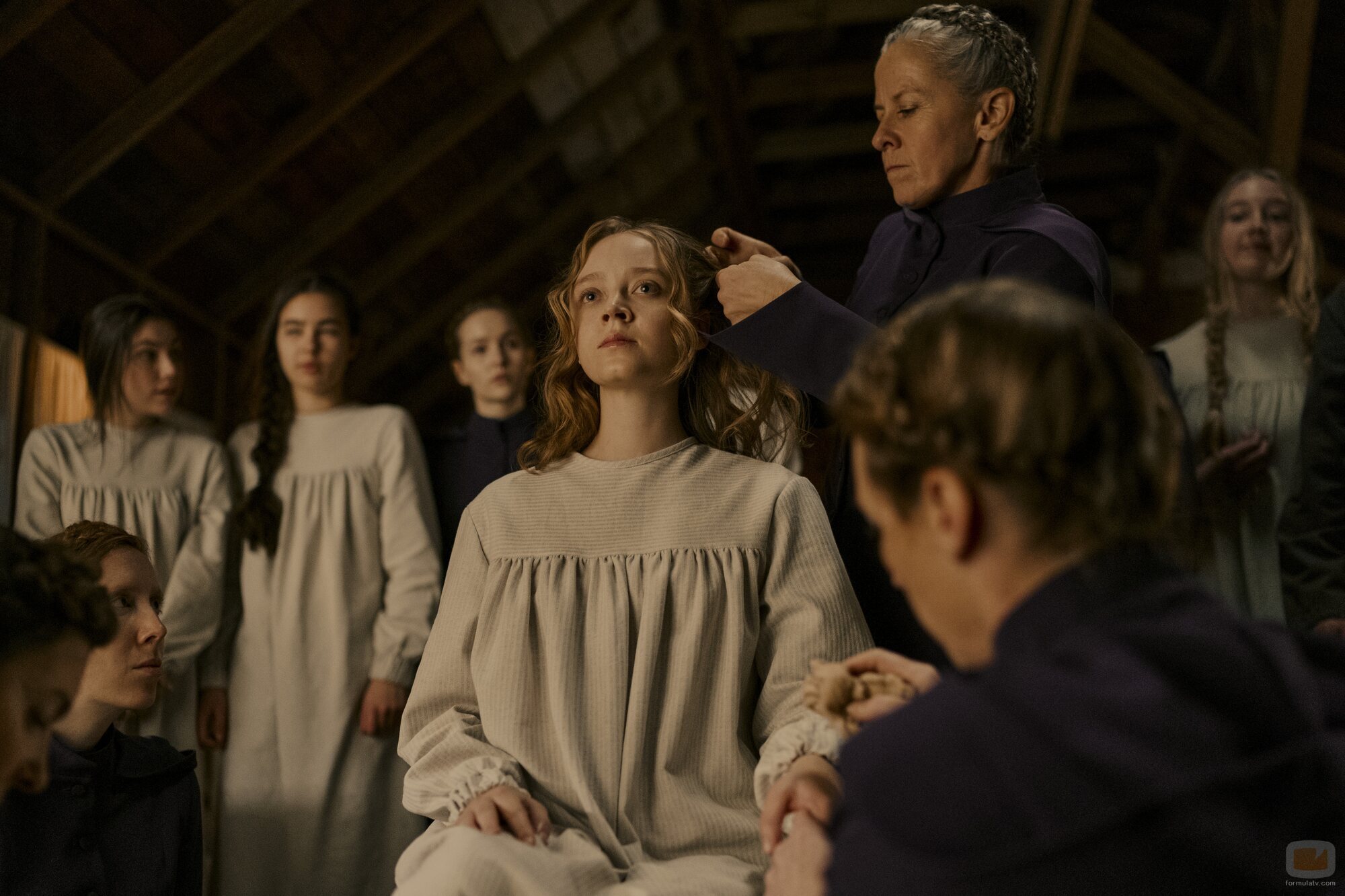 Emma Myers en 1x03 titulado 'Tristemente amiga o enemiga' de 'Miércoles'