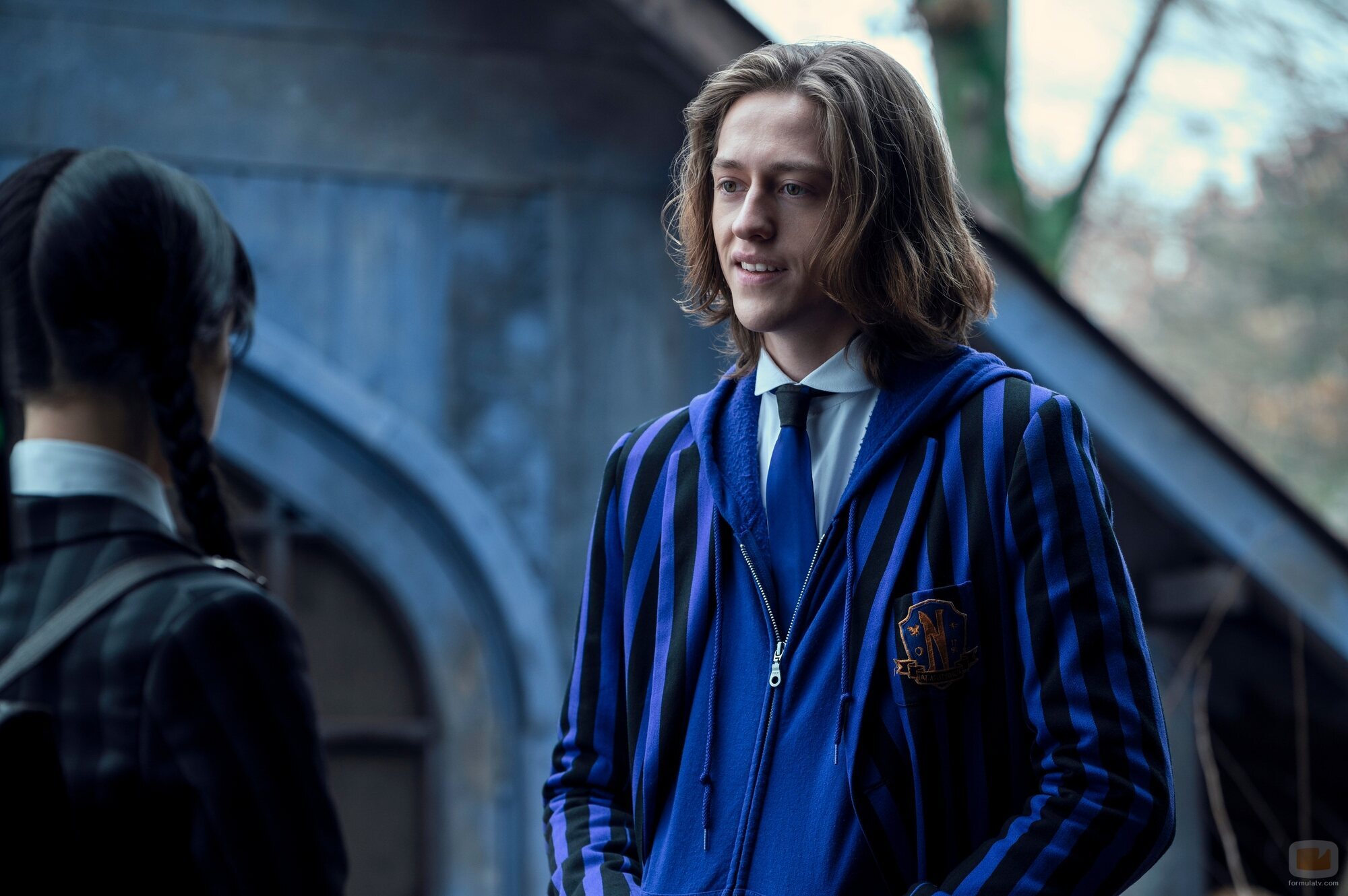 Percy Hynes White y Jenna Ortega en 1x04 titulado 'Qué noche la de ese día' de 'Miércoles'