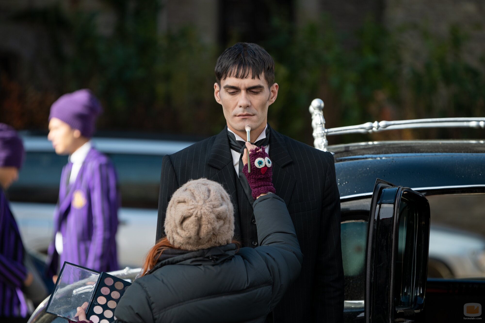 1x05 'Quien siembra vientos recoge trsiteza' de 'Miércoles'