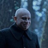 Fred Armisen en Capítulo 7 titulado 'Qué triste que todavía no me conozcas' de 'Miércoles'