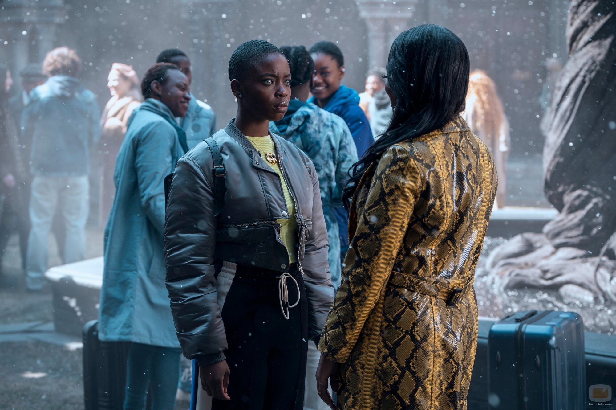 Joy Sunday en Capítulo 8 titulado 'Una bandada de tristeza' de 'Miércoles'